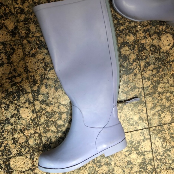 no basic rainboots! - Picture 3 of 5